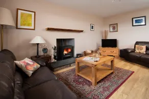 Owl Cottage, in Rural Farm Location with Games Room - Image 2