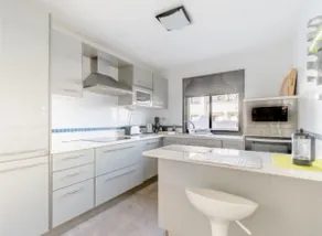 Kitesurf HQ - 3 Bed Luxury Townhouse with Ocean Views - Image 3