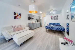 Ocean Drive Beachfront by Deco 305-1 b/r Sun Gem - Image 5