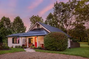 Cozy Cottage Avl - Image 3