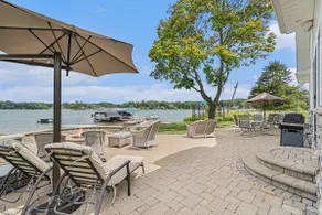 Runyan Lake House / 4 Private Suites - Sleeps 13 - Image 3