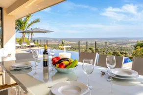 Mallorca Holiday Villa, pool with beautiful views - Image 5