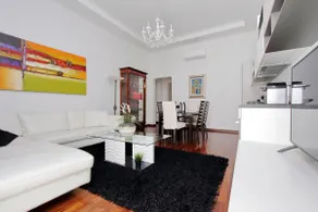 Ludovisi Delux New: 3 bed 2 bath at Spanish Steps - Image 2