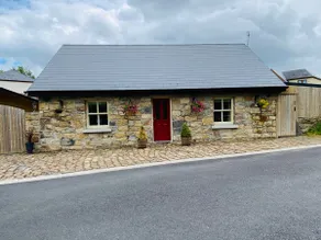 Canal Cottage - Image 3