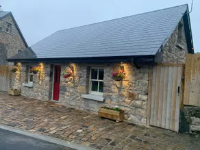 Canal Cottage - Image 5