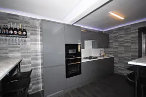 Casa vacacional totalmente equipada con barbacoa, sauna y jardín | Vistas al jardín - Image 4
