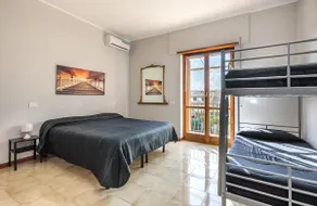 Travelershome Ciampino&Morena GuestHouse - Image 2