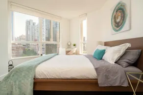 Sunset Beach Walk 2BD+2BA+1PRK Yaletown - Image 3