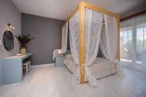 Sunset Apartments - Image 4