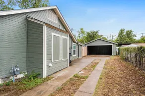 The Central Cottage: 7min to Silos/Downtown/Baylor - Image 2