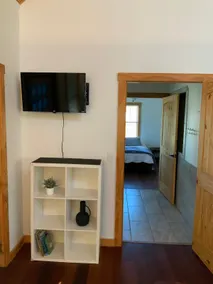 The guest cottage at Woodsong - Image 5