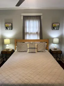 Normaltown 1 BR QUEEN - Cozy Cottage B! - Image 4