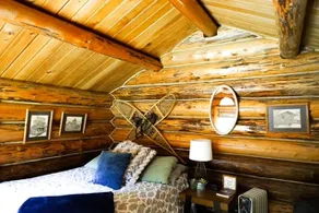 Hobbit Hole, a private cabin for 2 on Bear Creek - Image 5