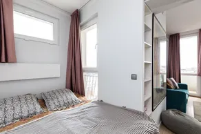 Perfect View City Center Artichoke Apartment - Image 5