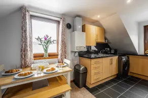 Aldo's Place - Image 2