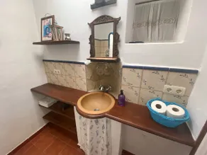Beautiful Traditional town house - Image 5