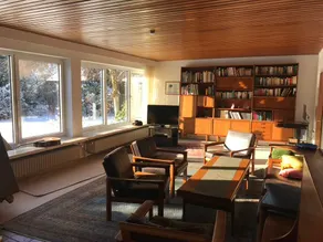 Charmigt 70-talshus med stor trädgård - Image 2
