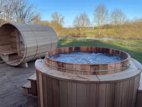 The mill on the Seine 10 people HOT TUB/SAUNA - Image 3
