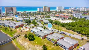 2 bd condo right in the heart of Destin. Sleeps 6 - Image 2
