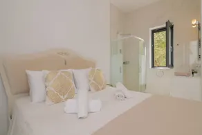 Queen of Zakynthos Luxury Villas - Image 5