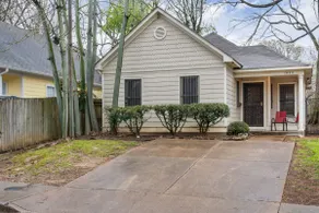 Cooper-Young 3BR 2BA | Pets OK | Fenced Yard - Image 4