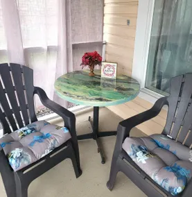 Sophisticated Bungalow,  sparkling clean, walk to downtown, quiet neighborhood. - Image 3