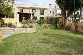 Picturesque vacation home in Andratx - Image 2