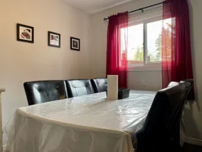 3brm❤️AC,Patio,BBQ, F/Pit Near parks, River-Unit 1 - Image 5