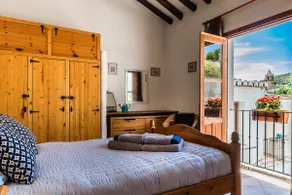 Casa Mundo - 16th century traditional white village house with pool - Image 3