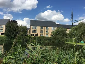 2BR &2 Bath Riverside Penthouse | 2 Parking | View - Image 2
