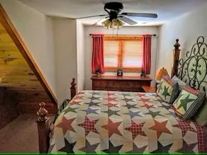 Lazy Bear- quaint, cozy, Hot Tub, Wi-Fi, Motorbike - Image 4