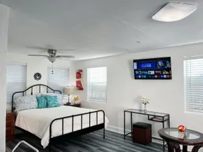 Cozy newly renovated 1bed/1bth/pet friendly126B - Image 2