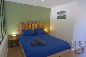 100M FROM THE BEACH WITH CLEAR VIEWS AND SEA - Image 5