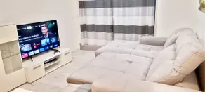 SelfCheckin/PublicFreeParking/FreeWifi/KingSizeBed - Image 3