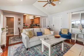 Malibu Oasis with Ocean Views close to the Beach - Image 2
