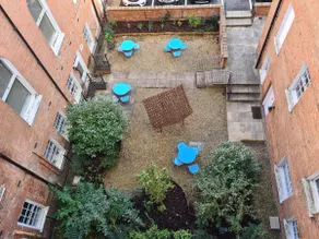 30ft high ceilings, huge windows inc parking - Image 5