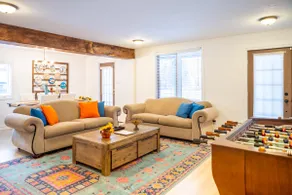 Spacious Lakeside Cottage for Families & Groups - Image 3