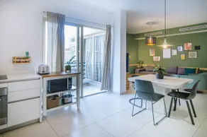 Super Modern&Chic Apartment was photographed for my wedding - Image 4