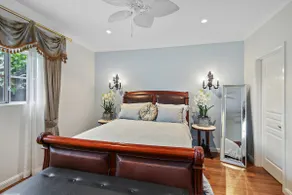 Lakeside Serenity - Luxurious Montville Retreat - Image 5