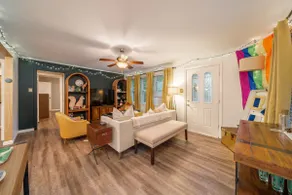 Richard Corner - 1.3 Miles to Oaklawn, Sleeps 2! - Image 4