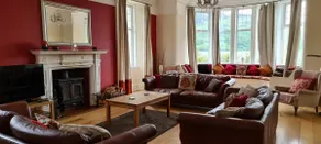 Gorgeous lakeside home in stunning national park - Image 3