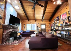 Unique Private Forest Getaway - Image 3