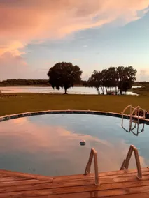 Lakefront/Private Pool on 5 Acres Lakewood Ranch - Image 2