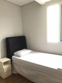 3 bedroom central apartment near UFV - Image 4