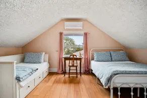 The sunroom on Maple  - Image 3