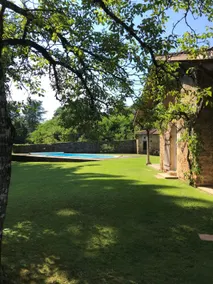 Little cottage in ”Landes” style with a pool - Image 3