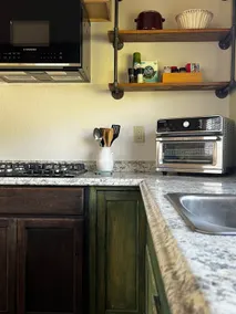 The Guest House at The Russian Olive - Image 2
