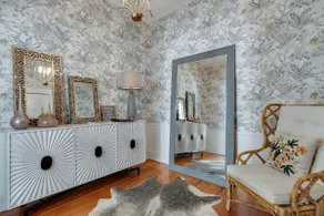 Fabulously Remodeled Duplex in Trendy Cooper Young - Image 4