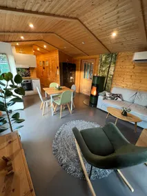 Chalet forest lakeside vacation - Image 4