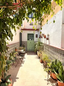 Andalusian house - Beach at 85 meters - Terrace - Image 3